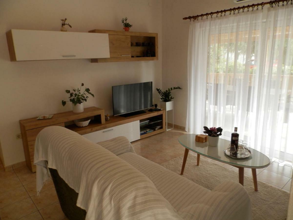 Apartment Slavica Lozovac Exterior foto