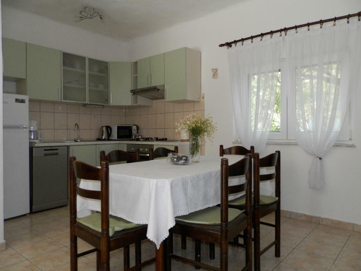 Apartment Slavica Lozovac Exterior foto
