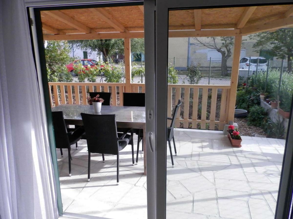 Apartment Slavica Lozovac Exterior foto