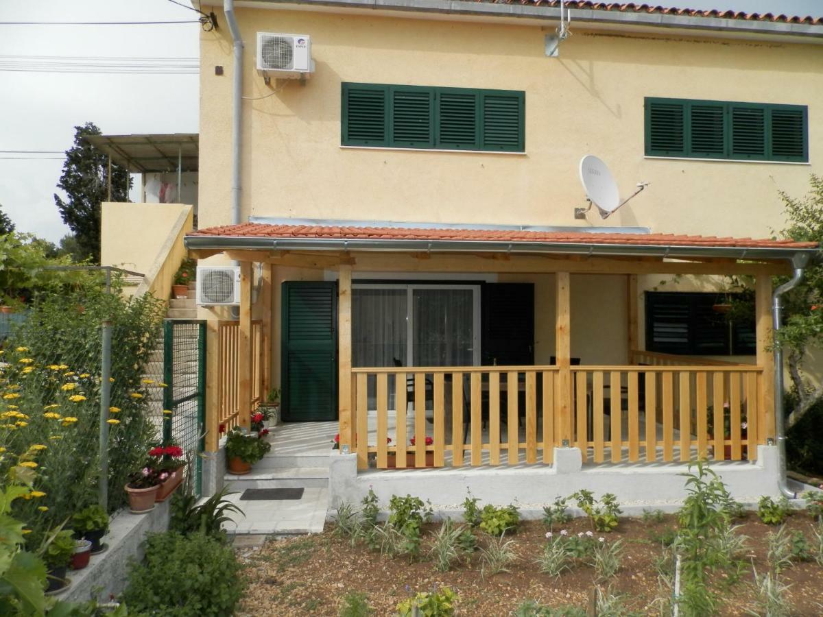 Apartment Slavica Lozovac Exterior foto